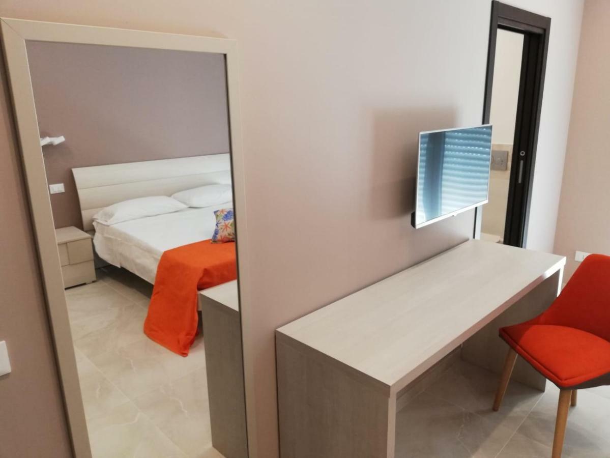 Casa Bandiera Сиракуза Екстериор снимка